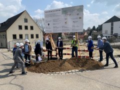 Spatenstich 1 Spatenstich 1